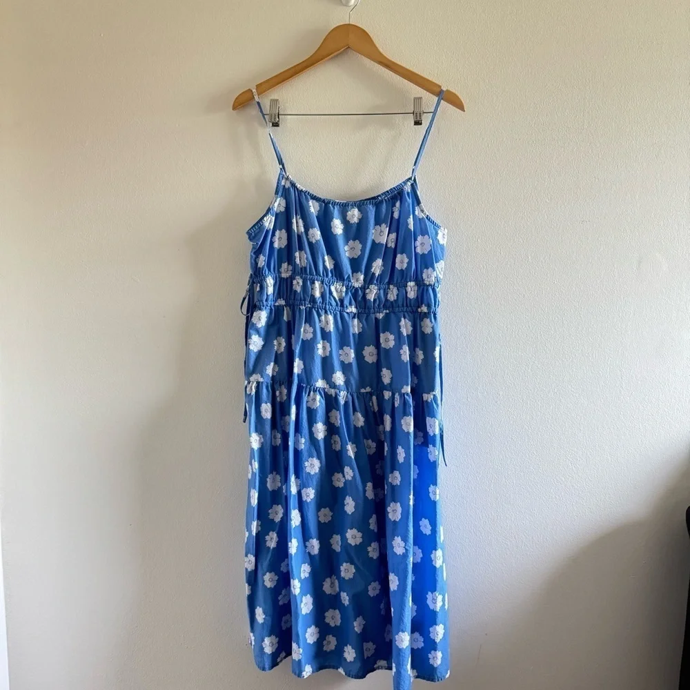 Universal Thread Cinched Waist Blue Floral Sun Dress Size Medium